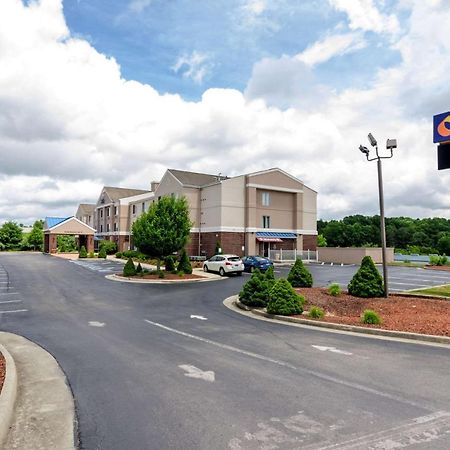 Comfort Inn & Suites Hillsville I-77 Exterior foto